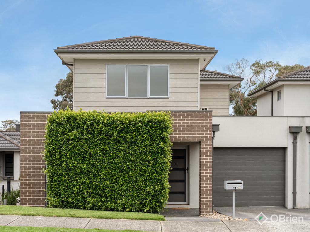 13 Bradford Dr, Carrum Downs, VIC 3201