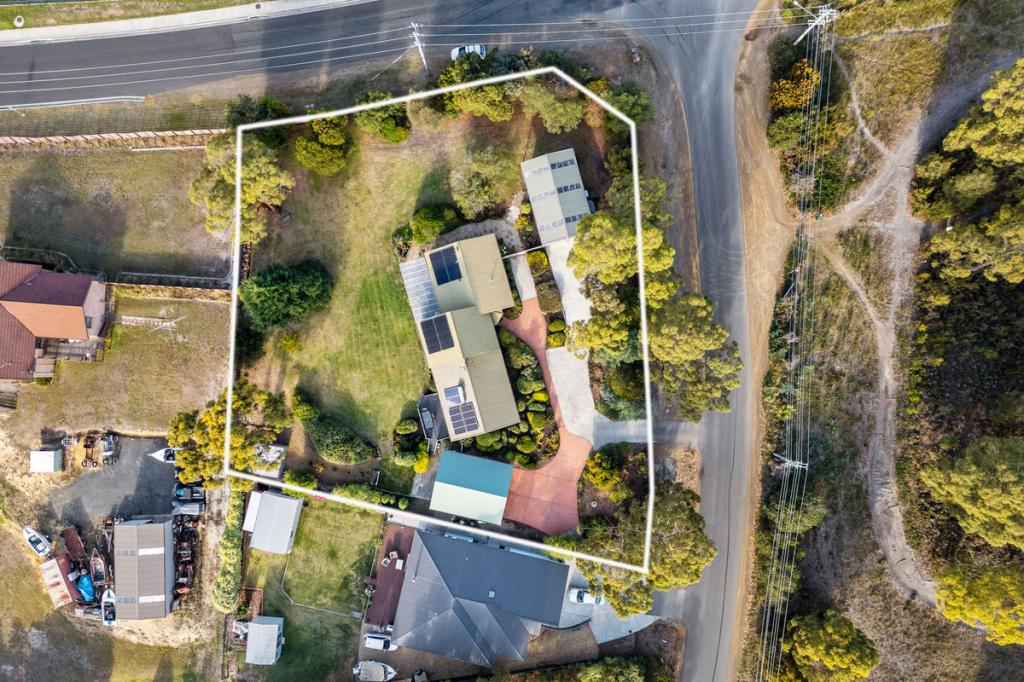 1 Burwood Dr, Blackmans Bay, TAS 7052