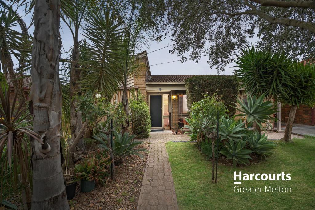 22 WOODLAND DR, ALBANVALE, VIC 3021