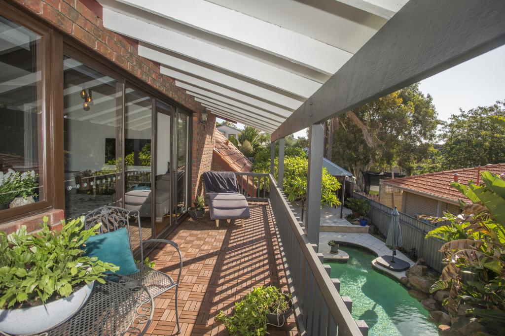 10 Maynard Way, Karrinyup, WA 6018