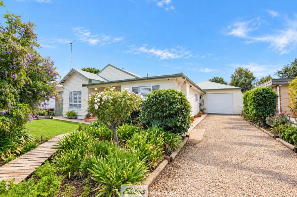 17 Binya St, Griffith, NSW 2680