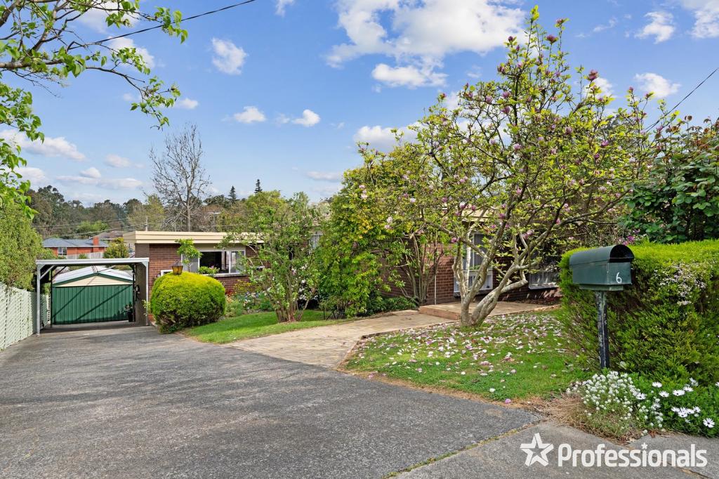 6 Fernhill Rd, Mount Evelyn, VIC 3796