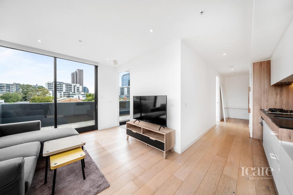 207/740 STATION ST, BOX HILL, VIC 3128