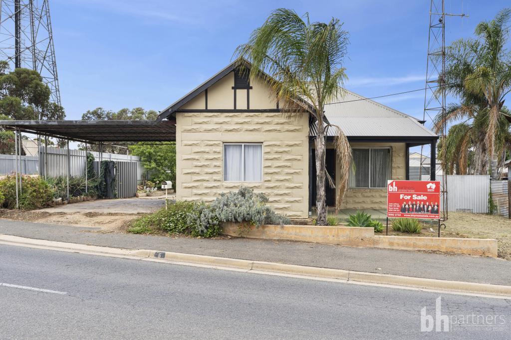 6 WORMAN ST, BERRI, SA 5343