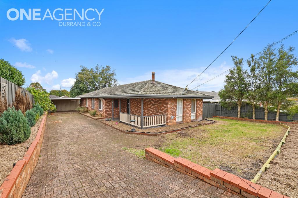 9 MCCLURE ST, DROUIN, VIC 3818