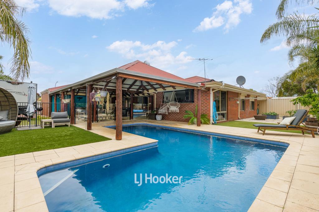 12 CHEVIOT WAY, EATON, WA 6232