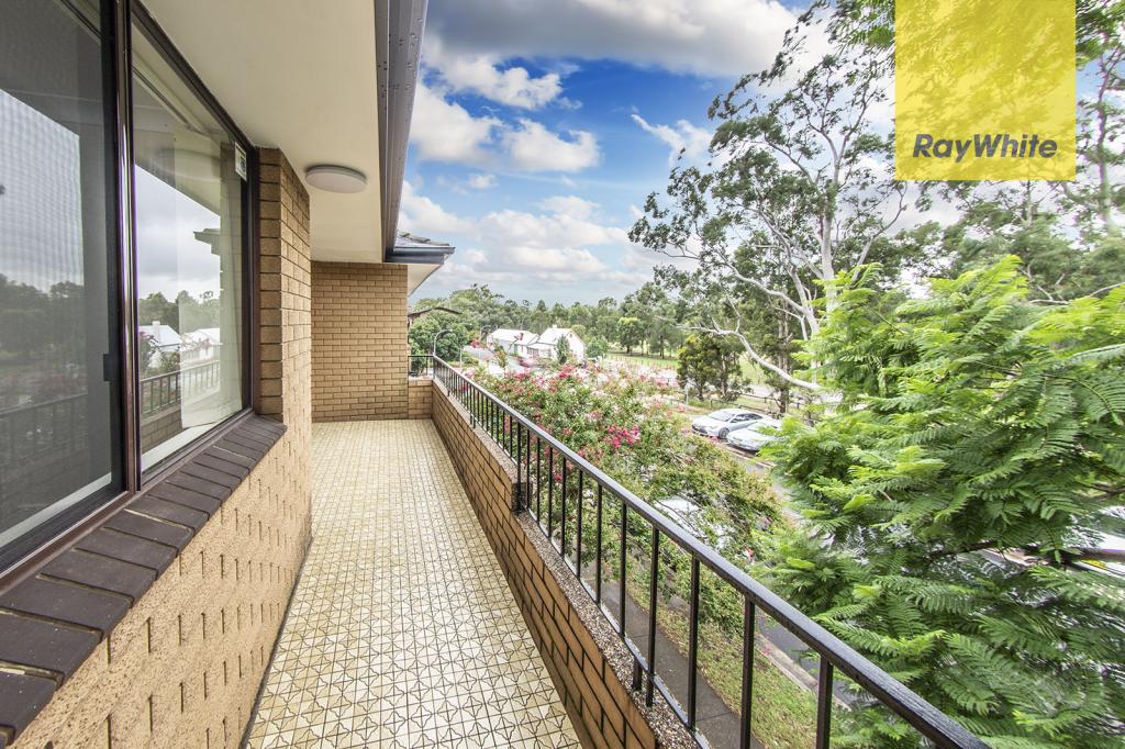 4/2 Queens Rd, Westmead, NSW 2145