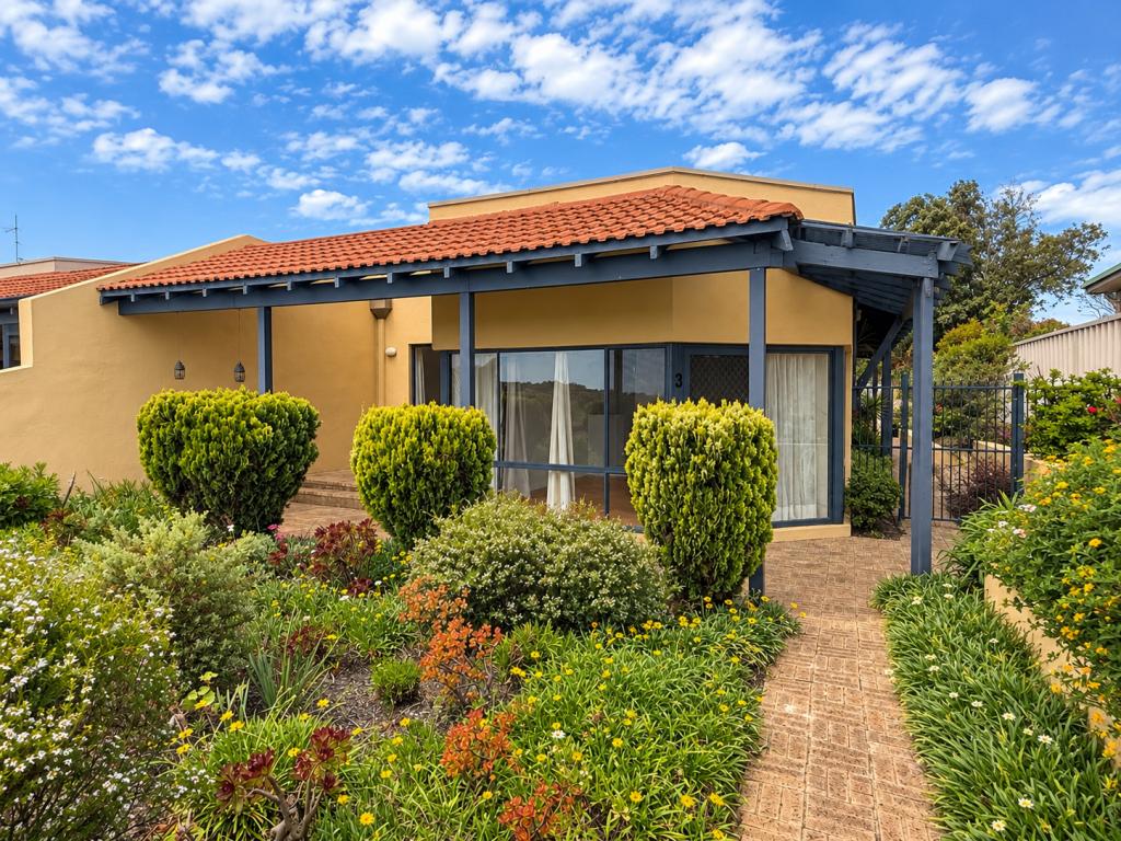 3/127 Rockingham Beach Rd, Rockingham, WA 6168