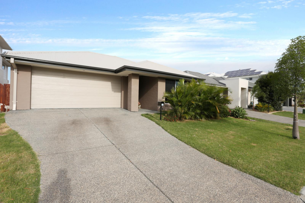 52 Birkdale Cct, North Lakes, QLD 4509