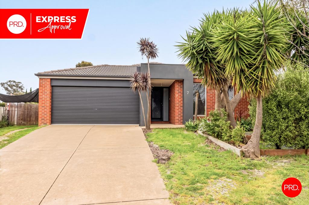 7 Belladonna Rise, Kangaroo Flat, VIC 3555