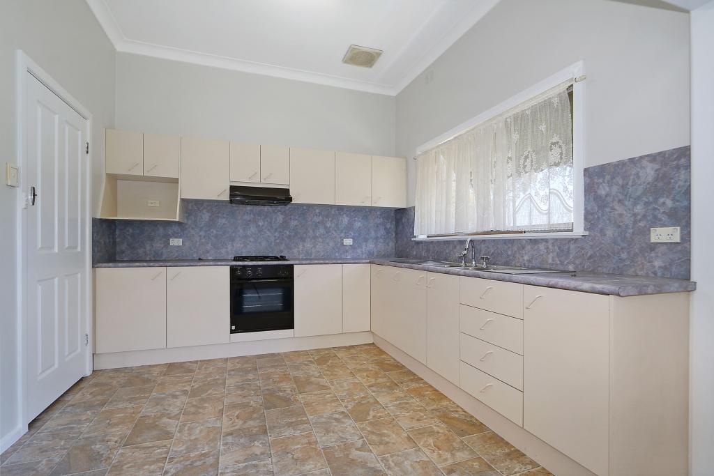 1068 Caratel St, North Albury, NSW 2640