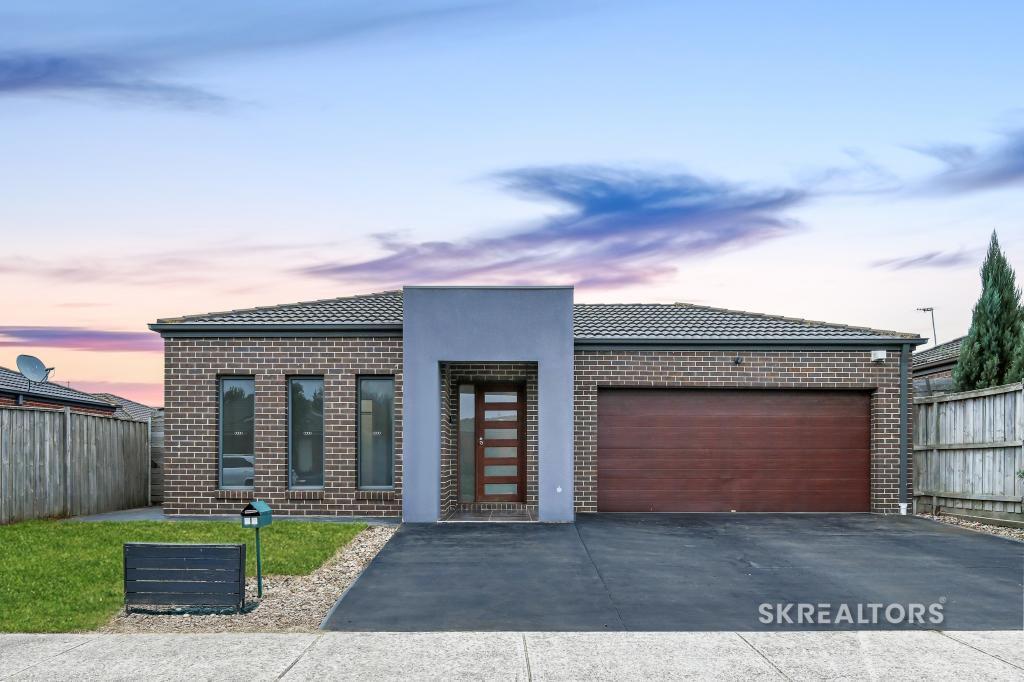22 GREENVALE AVE, WALLAN, VIC 3756