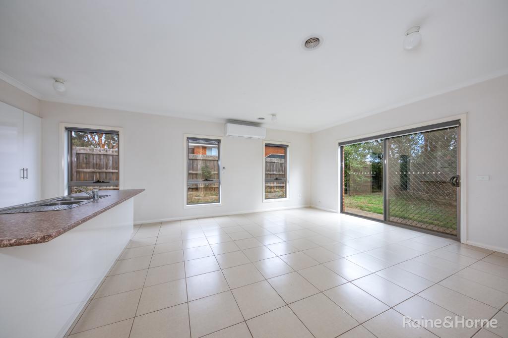 42 Batman Ave, Sunbury, VIC 3429