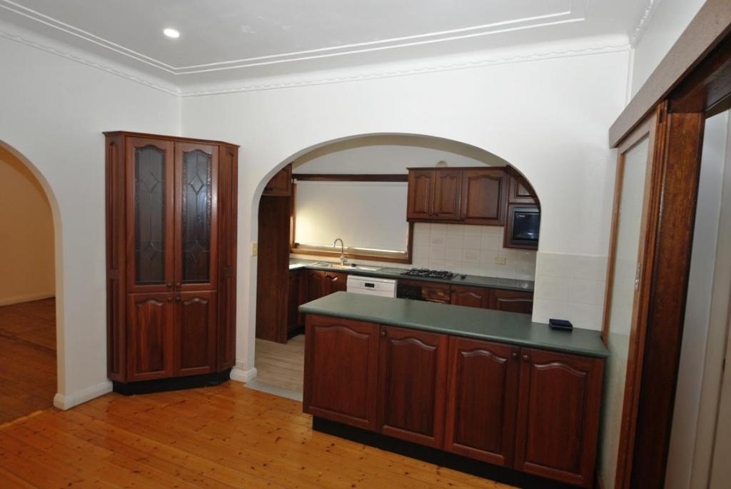 129 Kingsland Rd, Regents Park, NSW 2143