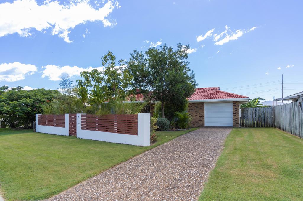 9 Saint Andrews Dr, Pialba, QLD 4655