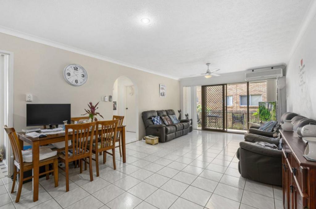 3/29 Imperial Pde, Labrador, QLD 4215