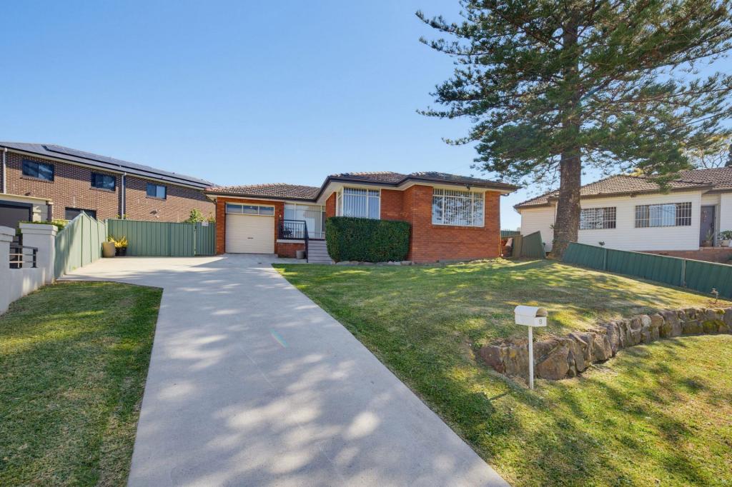 8 Reginald Pl, Merrylands West, NSW 2160