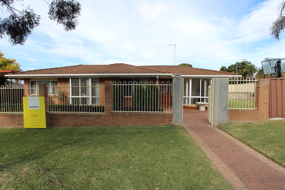 5 Glasgow St, St Andrews, NSW 2566