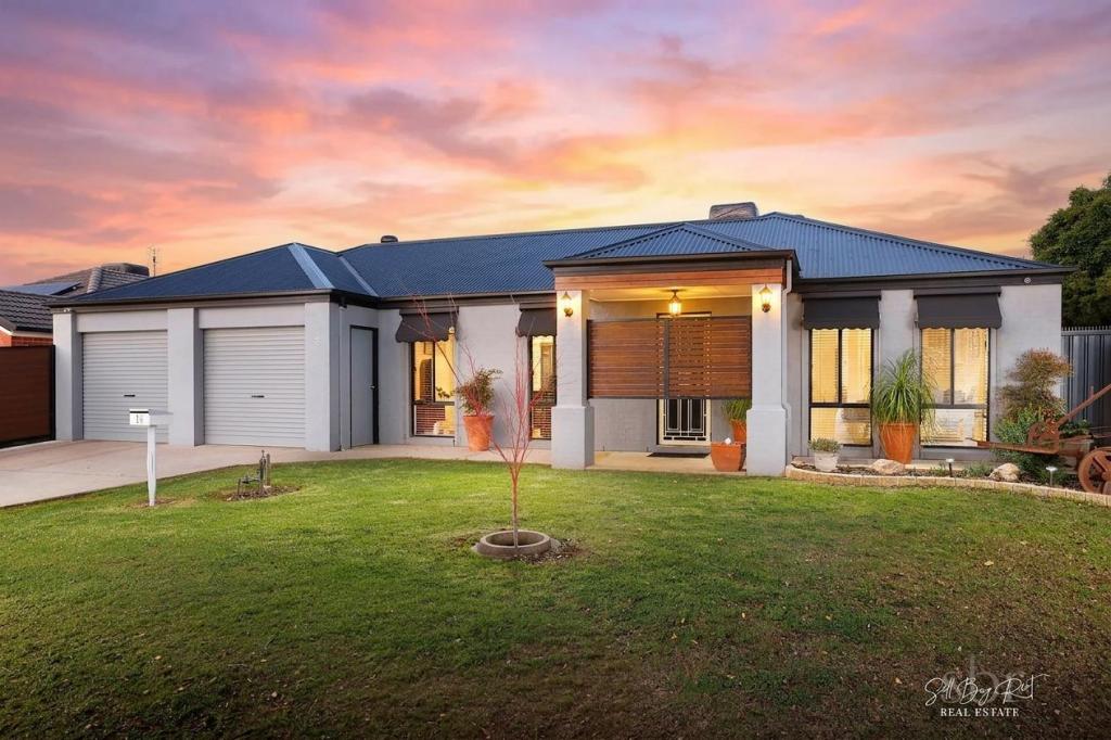 16 BIRKDALE TCE, WEST WODONGA, VIC 3690