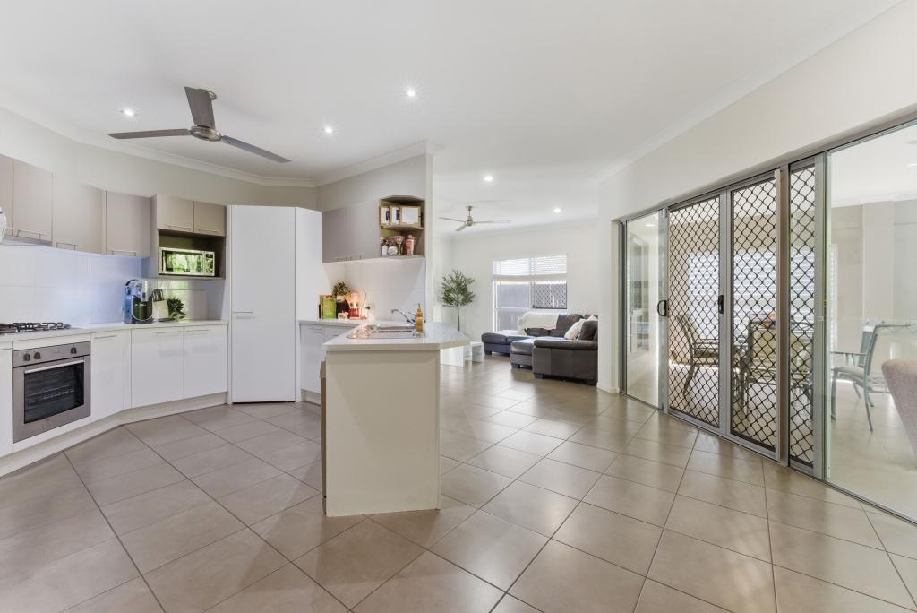 5 Icefire Qy, Trinity Park, QLD 4879