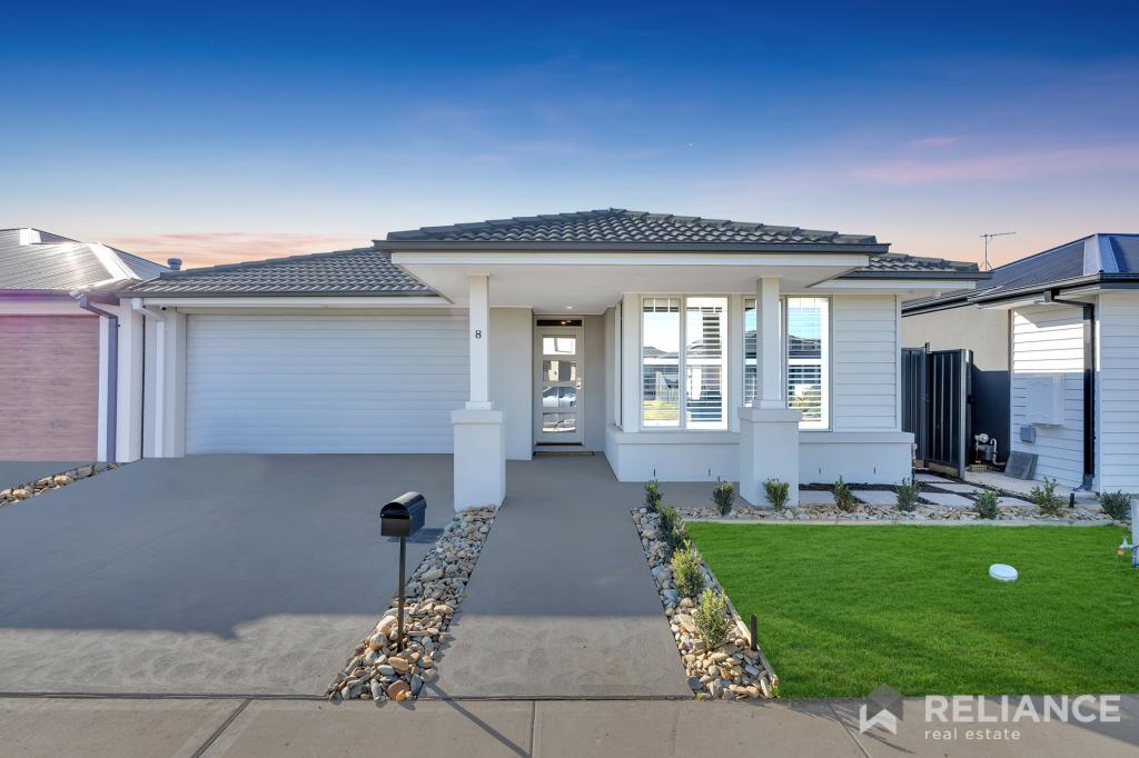 8 Gaston Cres, Bonnie Brook, VIC 3335
