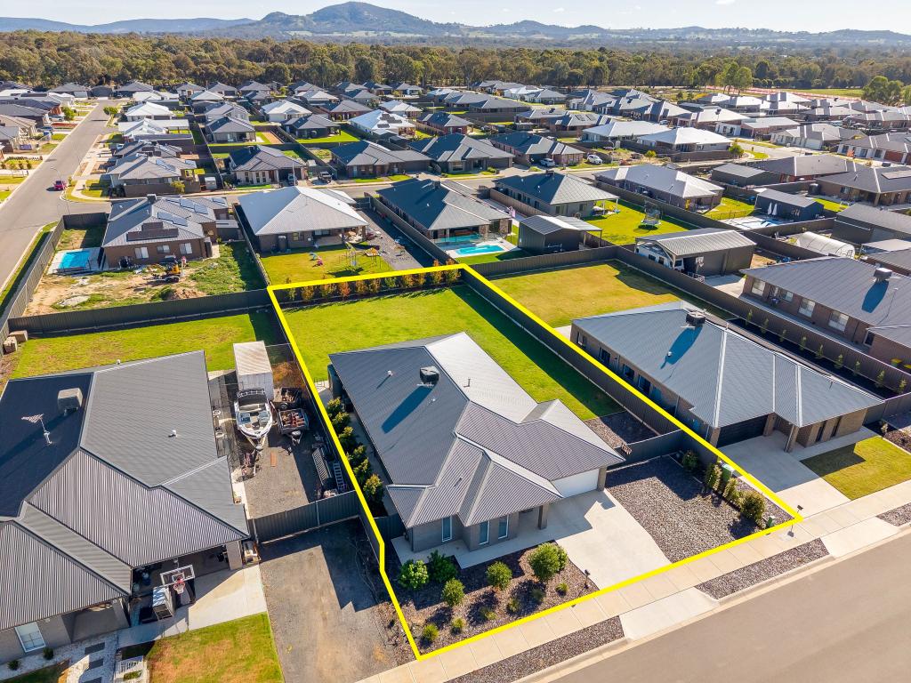 22 Grasslands Rd, Wirlinga, NSW 2640
