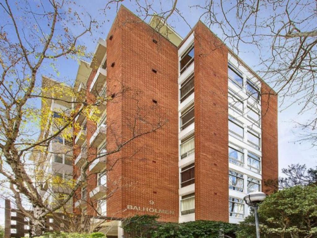 3.3/9 STRUAN ST, TOORAK, VIC 3142