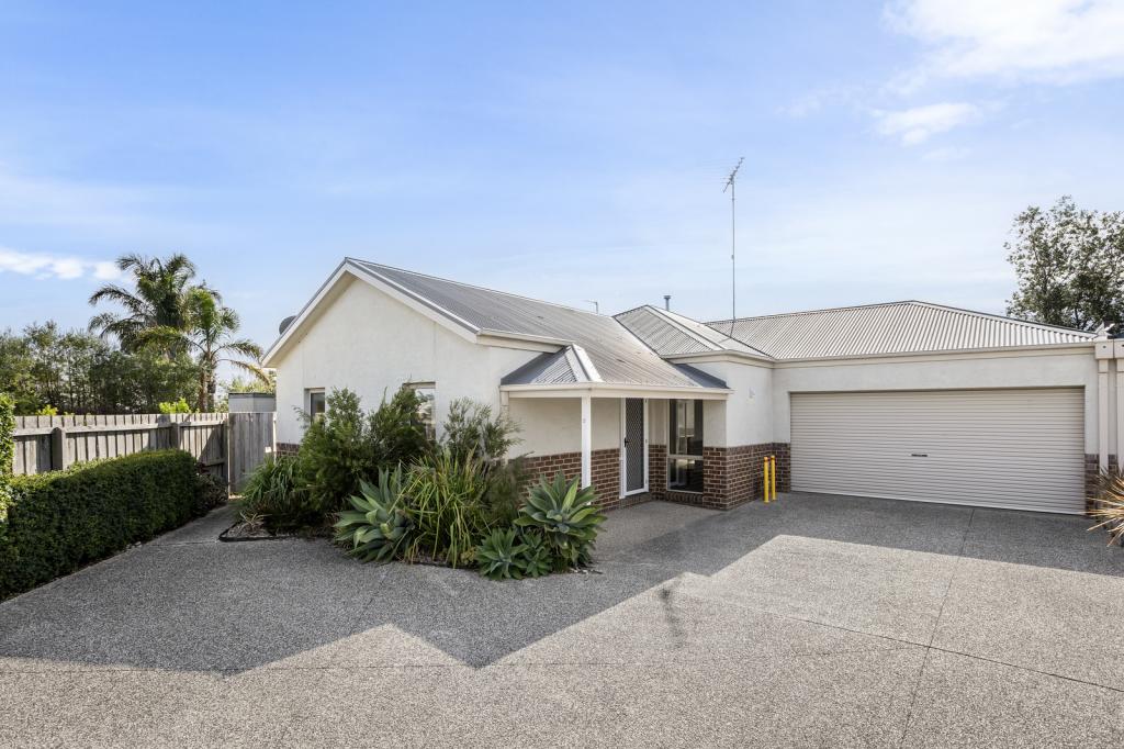 2/6 Newbank Ct, Leopold, VIC 3224