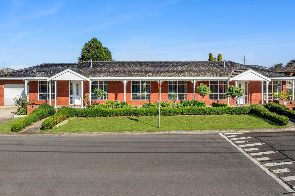 21 Nanworen Cres, Bell Park, VIC 3215