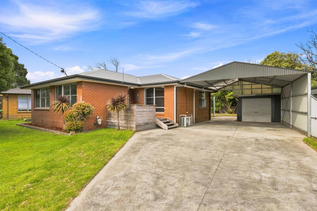 16 Glomar Gr, Sale, VIC 3850