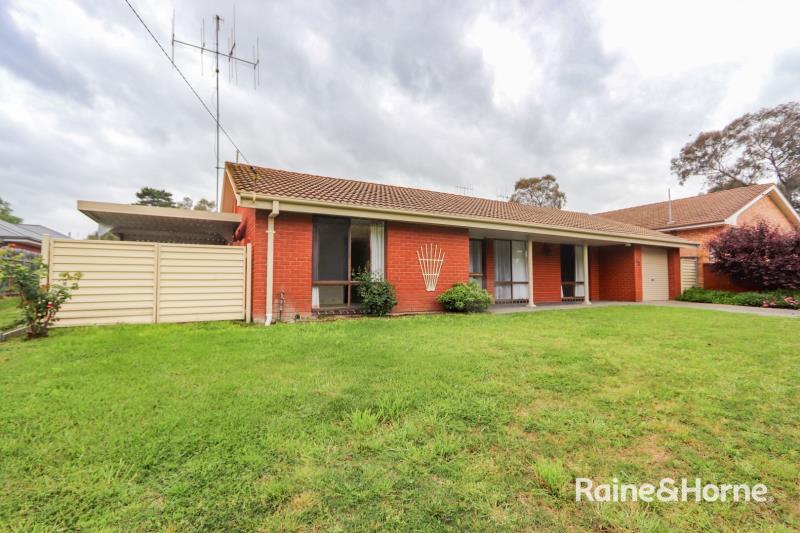 72 Lambert St, Bathurst, NSW 2795