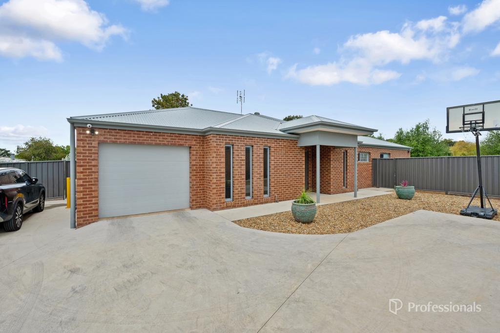 2/160 Railway St, Maryborough, VIC 3465