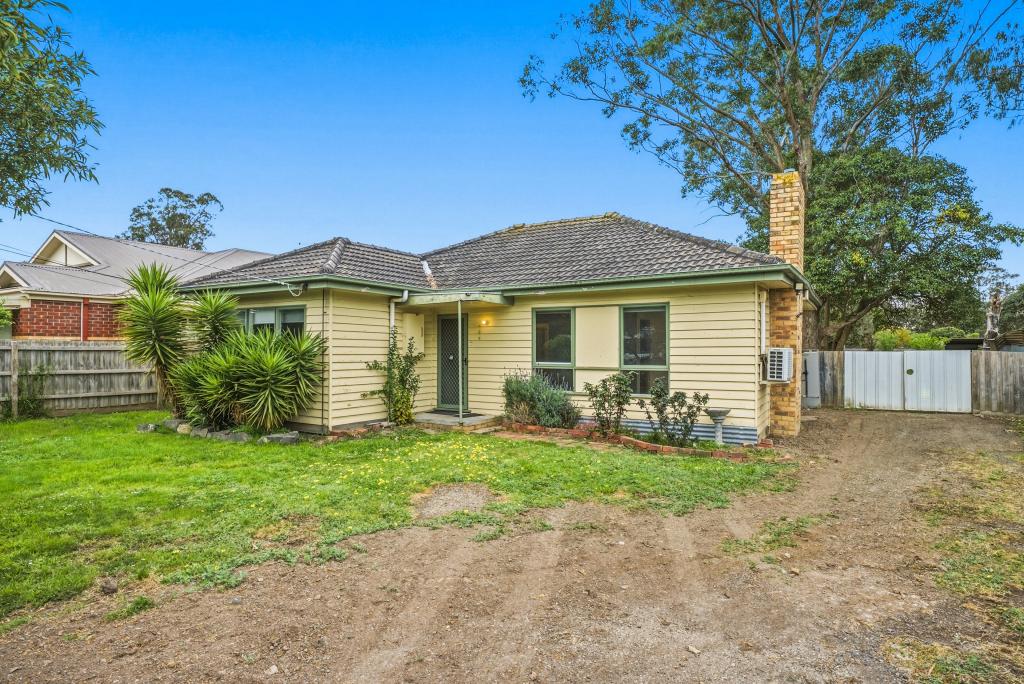 56 Mountain View Rd, Kilsyth, VIC 3137