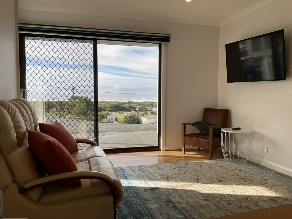 UNIT 1/124 SCAMANDER AVE, SCAMANDER, TAS 7215