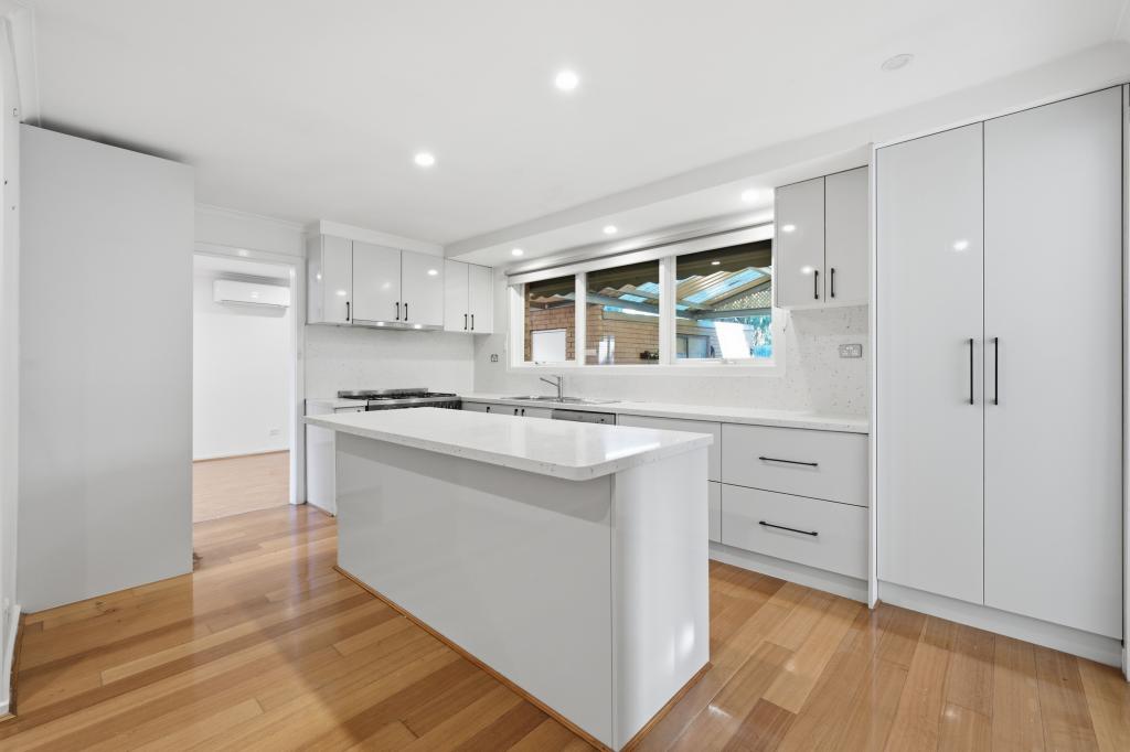 24 Saxon Ave, Wantirna, VIC 3152