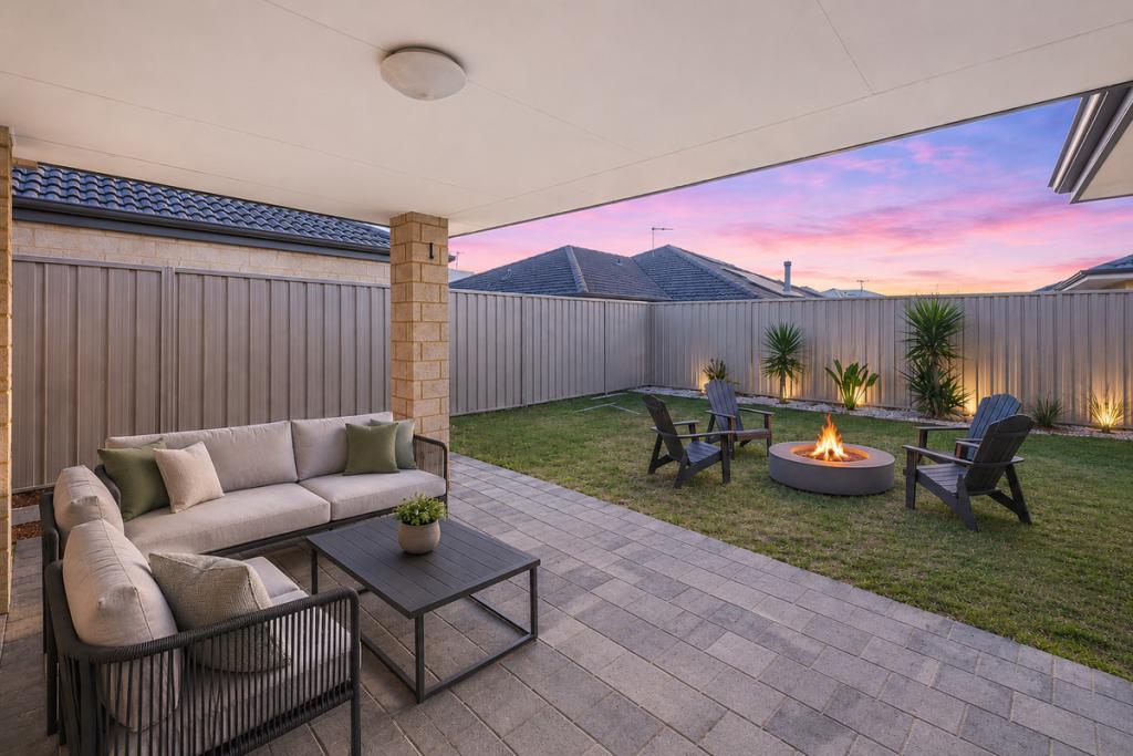 41 Sharperton Mndr, Dudley Park, WA 6210
