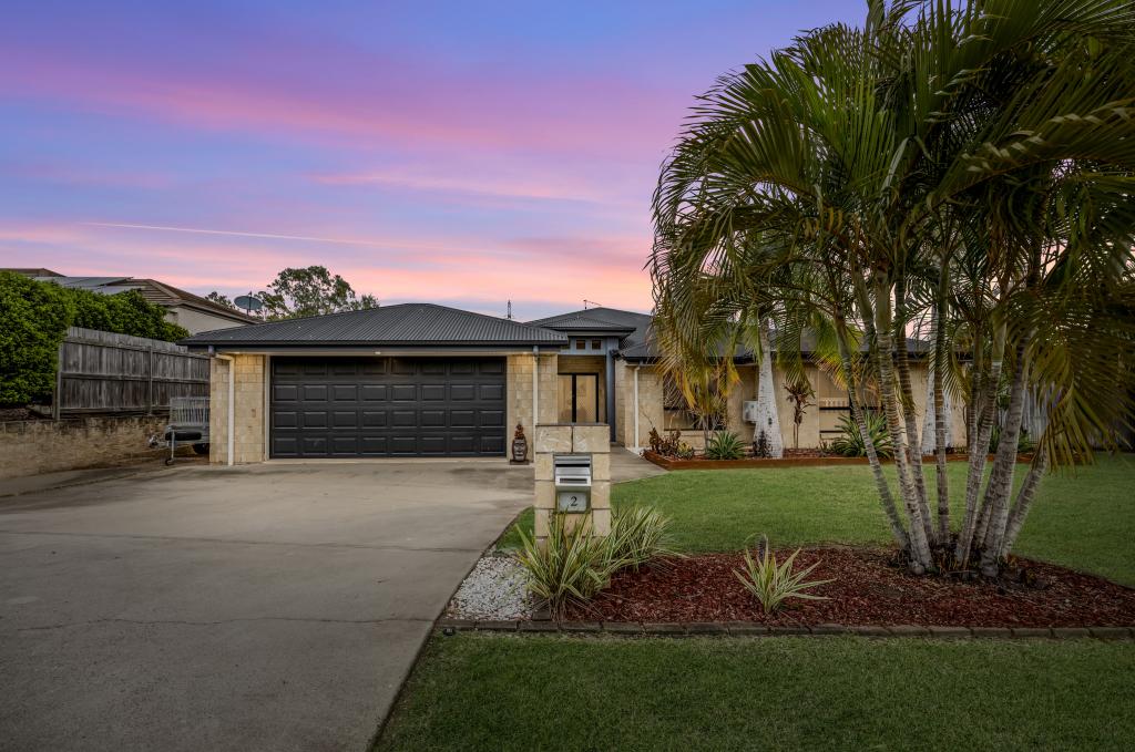2 Dartmouth Cl, Clinton, QLD 4680