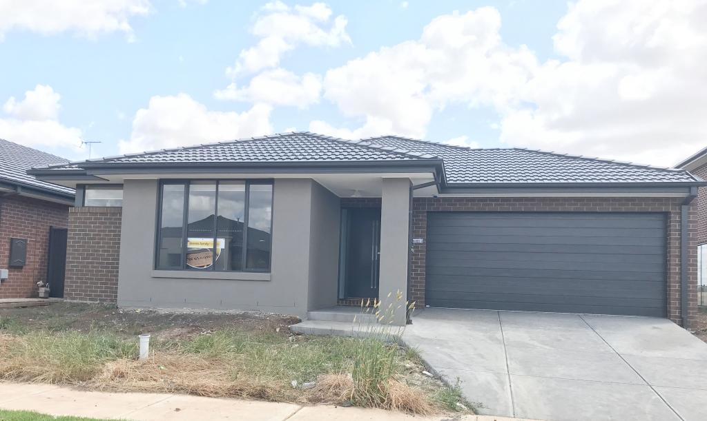 18 Trajectory Dr, Tarneit, VIC 3029