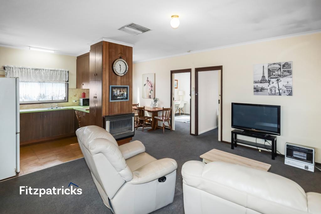 81 Crampton St, Wagga Wagga, NSW 2650