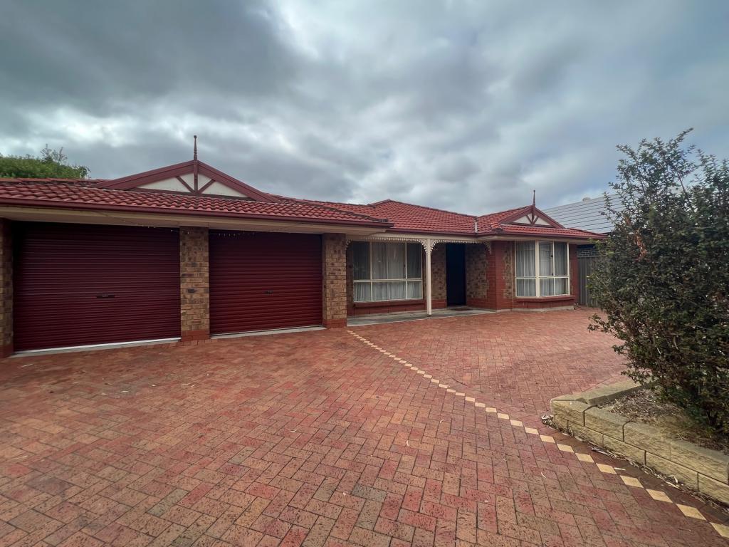 14 SUDHOLZ CT, WINDSOR GARDENS, SA 5087