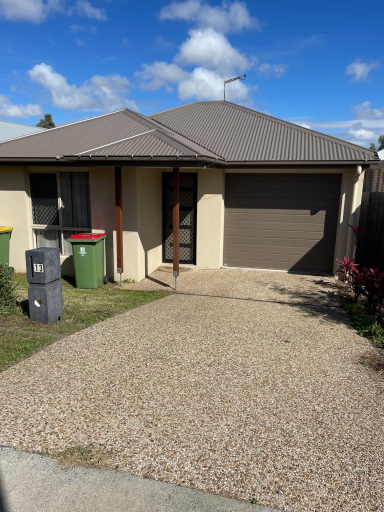 13 Gains Pl, Glenvale, QLD 4350