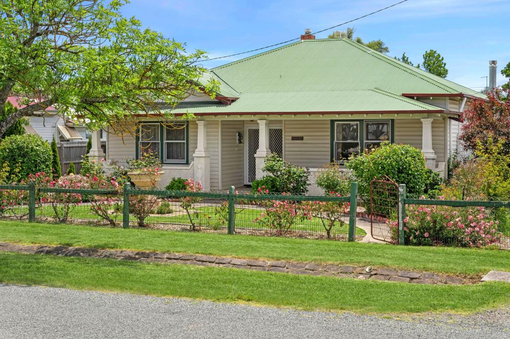 25 Bowen St, Kyneton, VIC 3444