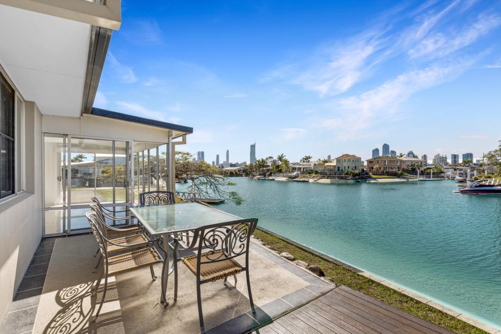 15 Monte Vista Ct, Broadbeach Waters, QLD 4218