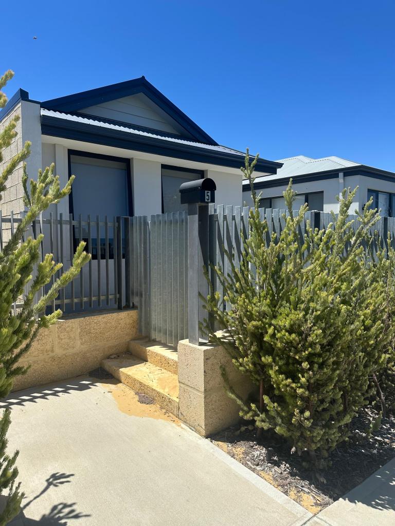 5 Purdy Lane, Eglinton, WA 6034