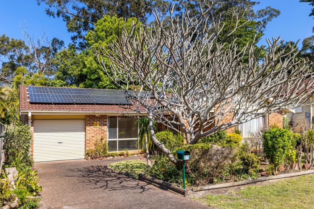 11 PAROA AVE, LEMON TREE PASSAGE, NSW 2319