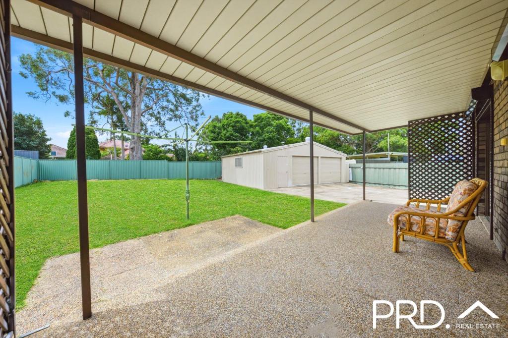 12 Cook Cres, East Hills, NSW 2213