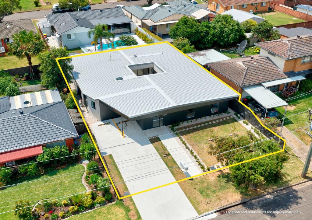 45 TREETOPS AVE, SOUTH PENRITH, NSW 2750