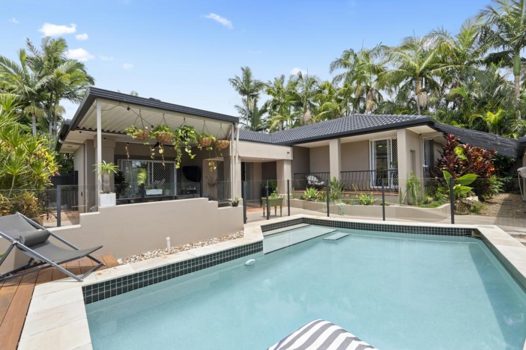 6 Princeville Ct, Robina, QLD 4226