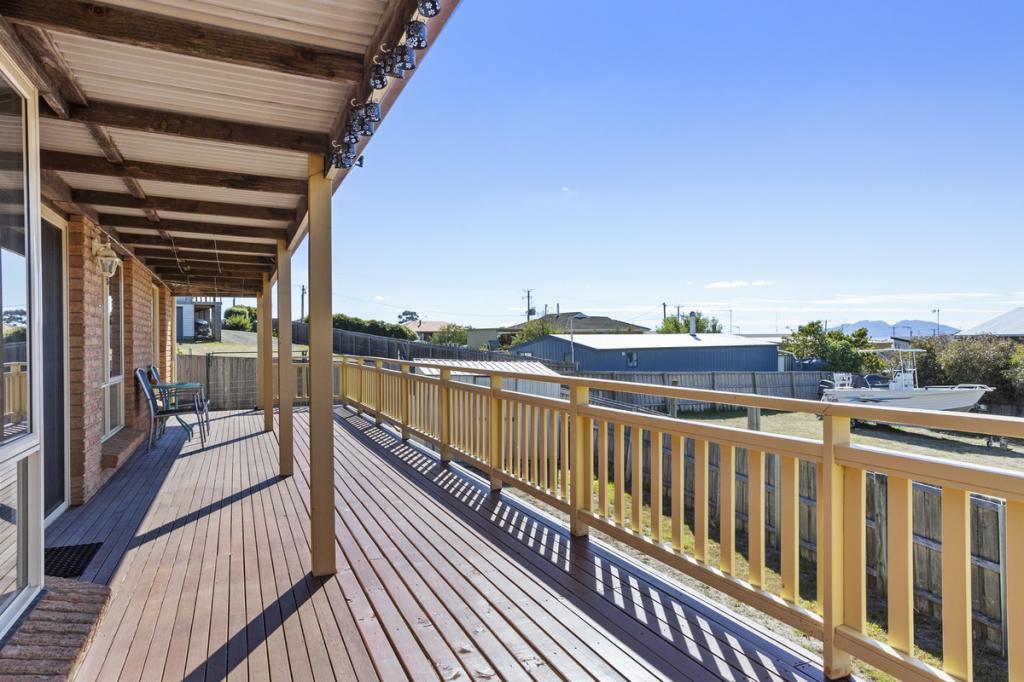 2/12 Cooks Ct, Swansea, TAS 7190