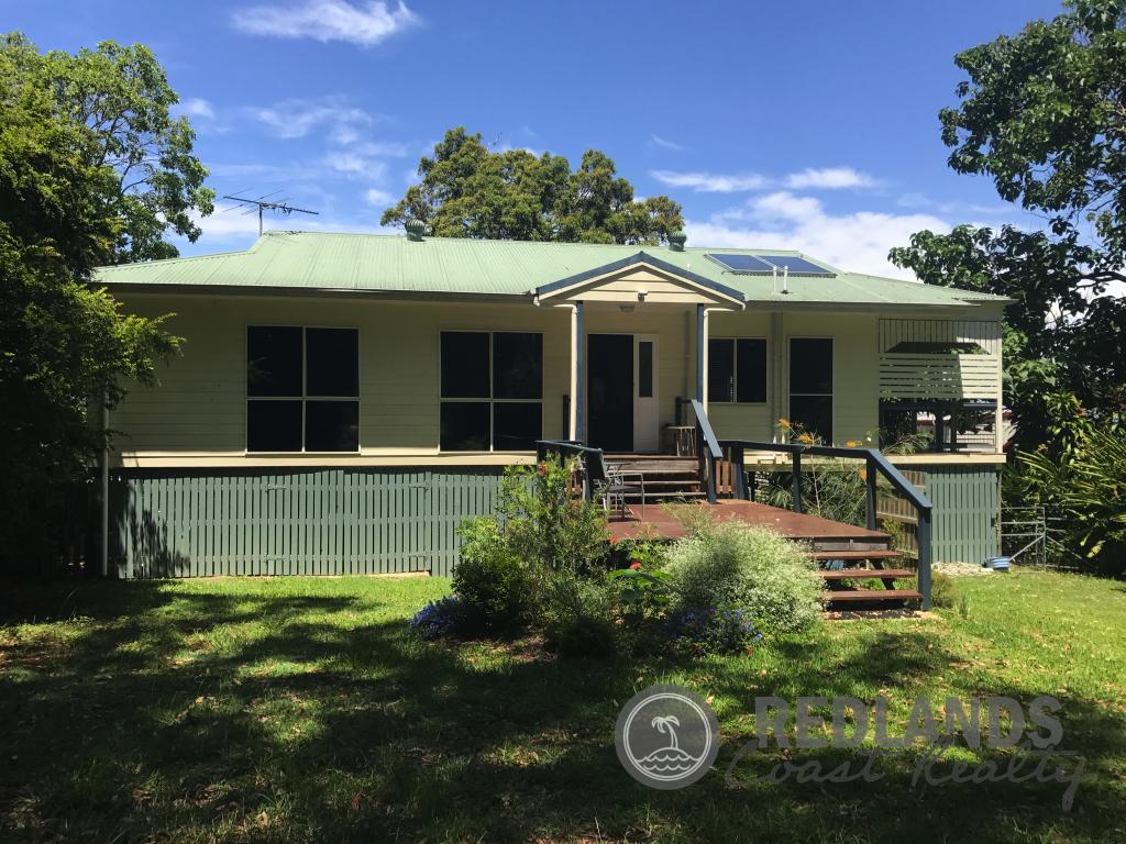 37 Coondooroopa Dr, Macleay Island, QLD 4184